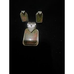 Unakyte Best Collection Silver Pendant And Earring Set